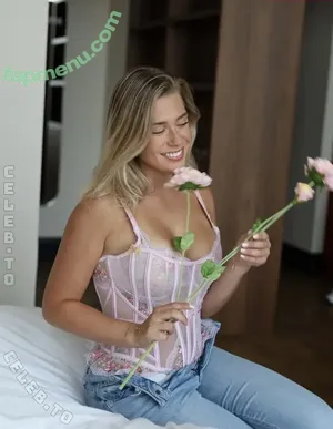 Victoria Vermeer / victoria_vermeer / victoriavermeer nude photo #0140