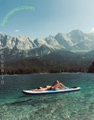 Victoriaa_vgt nude photo #0264