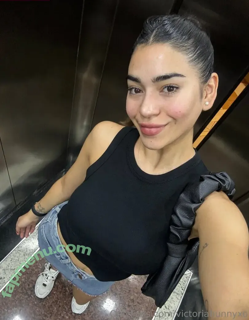 victoriabunnyxo nude photo #0015 (victoriavixo)