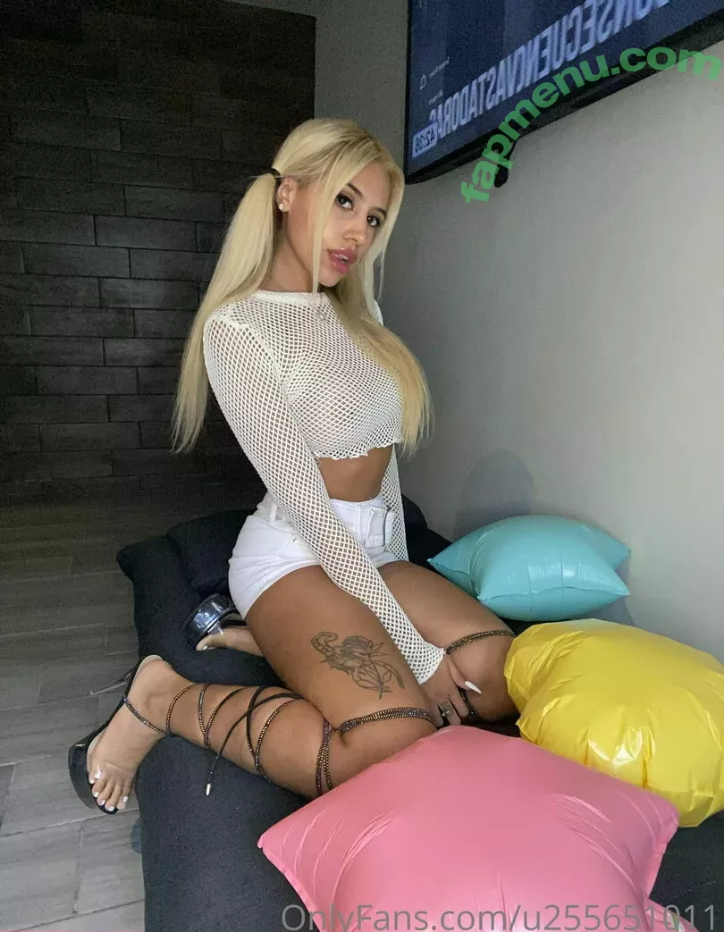 victoriagucci nude photo #0038 (victoriaguccilosio)