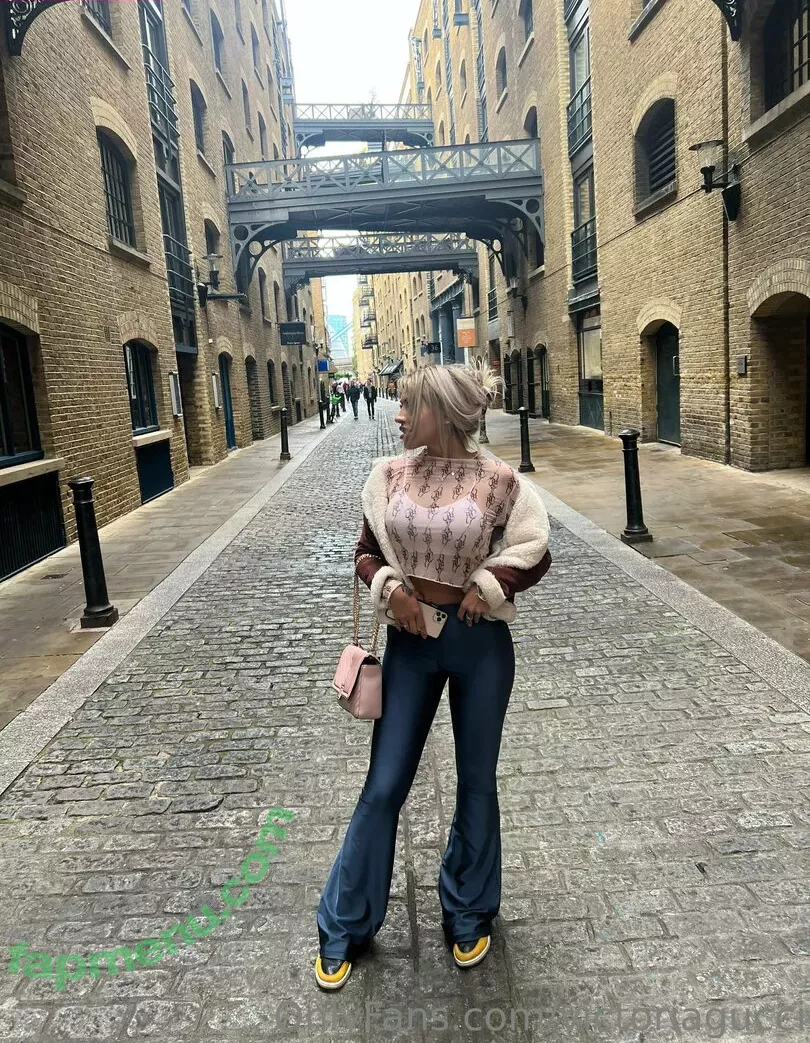 victoriagucci nude photo #0148 (victoriaguccilosio)