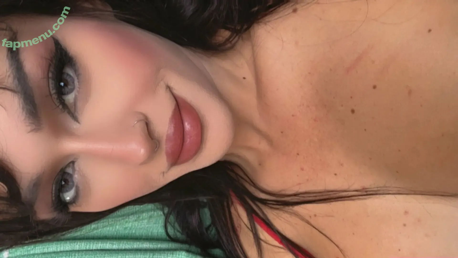 victoriaresende nude photo #0065 (victoriaresende)