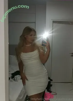 victoriaschneider / govictoria nude photo #0030