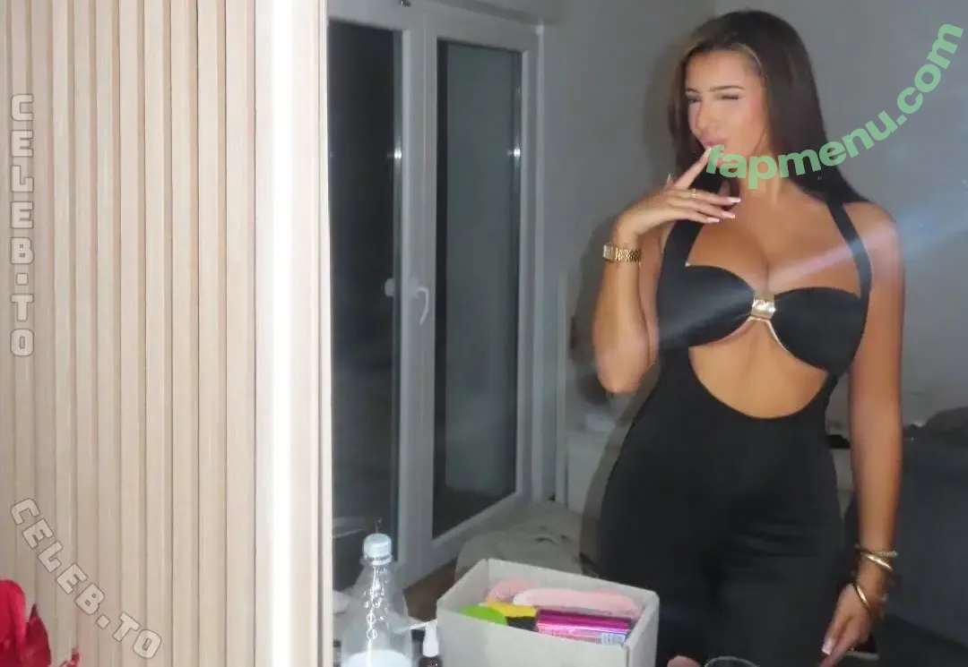 victorija.ic nude photo #0071 (viktorija.chloe / viktorija.chloee / viktorija.ic)