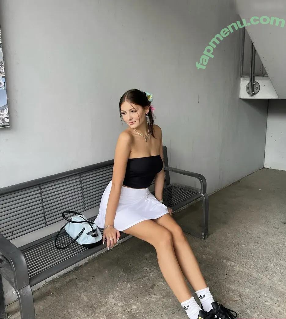 Videozeugs nude photo #0034 (Videozeugs)