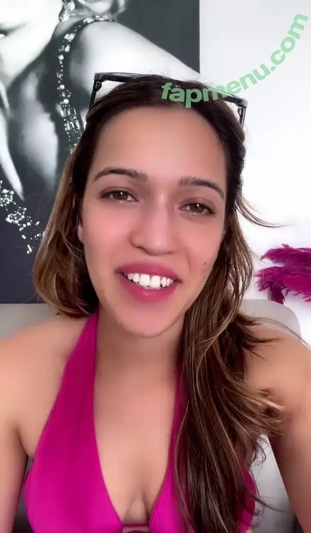 Vidisha Anand nude photo #0029 (vidishanand)