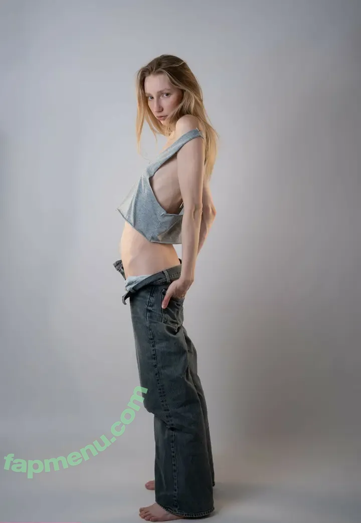 vika.kucheryvaya nude photo #0017 (viktoriiagudylina / Вика Кучеренко)