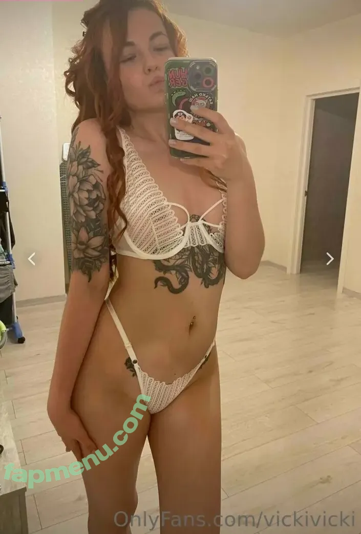 Vikaleto nude photo #0001 (_vikaleto / vickivicki)