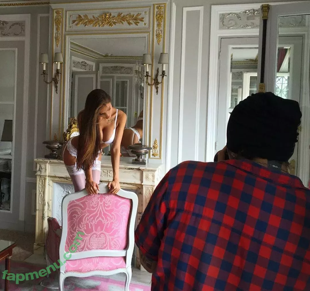 Viki odintcova nude photo #0022 (mavrinmag / viki_odintcova)