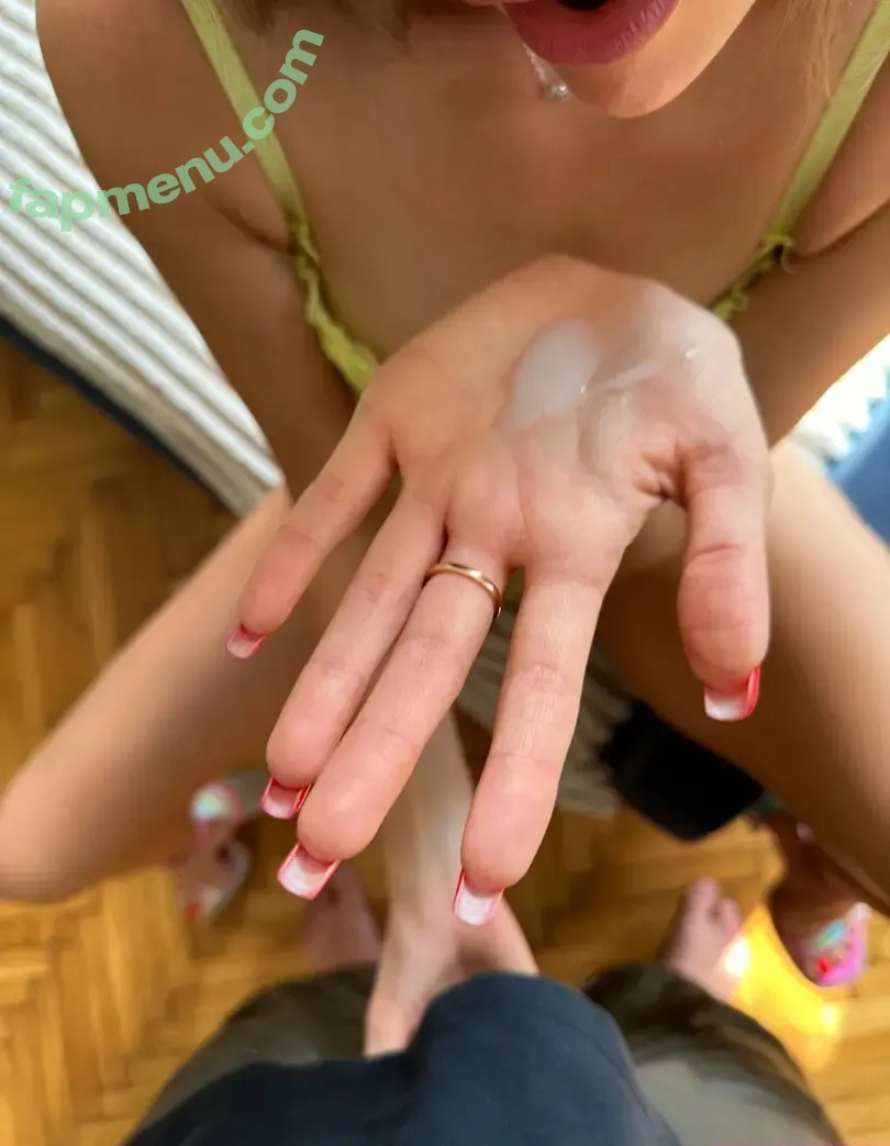 viki.vivien nude photo #0037 (viki_vivien_)