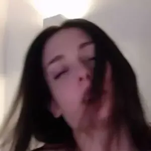 Vikiicutie / koketochka555 / vikiii_cutie_ nude photo #0006