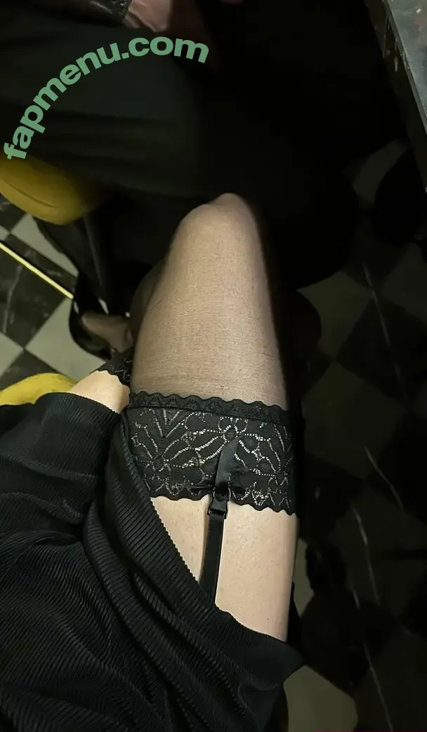 vikikeepu nude photo #0032 (vikikeepu)