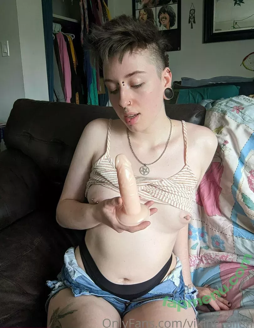 viking_alien nude photo #0007 (vikingalien)