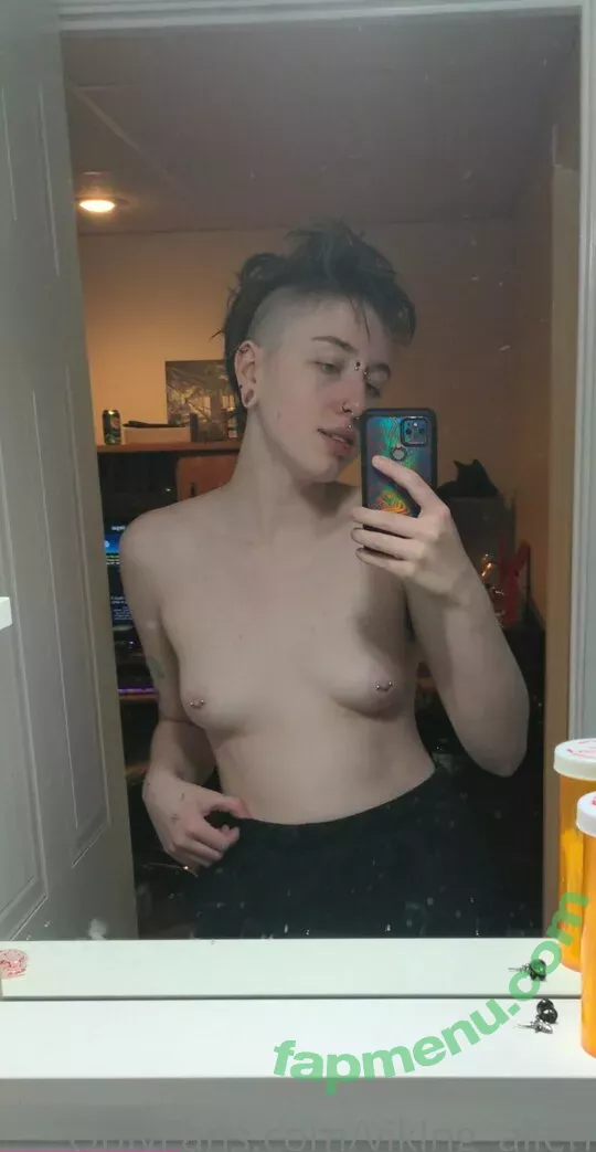 viking_alien nude photo #0010 (vikingalien)