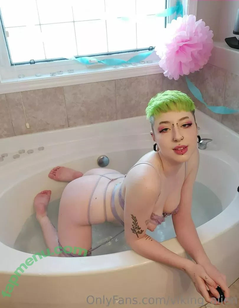 viking_alien nude photo #0040 (vikingalien)