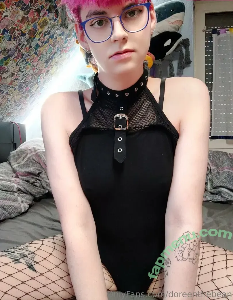 vikkythewhich nude photo #0008 (vikkythewhich)