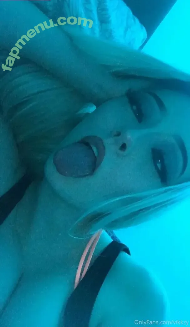 Vikkzy nude photo #0185 (Vikkzy)