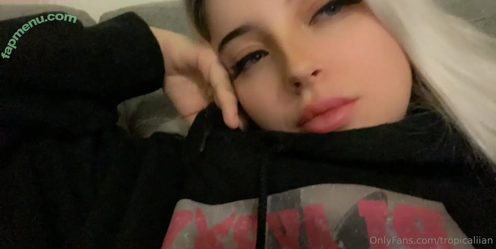 Vikkzy nude photo #0385 (Vikkzy)