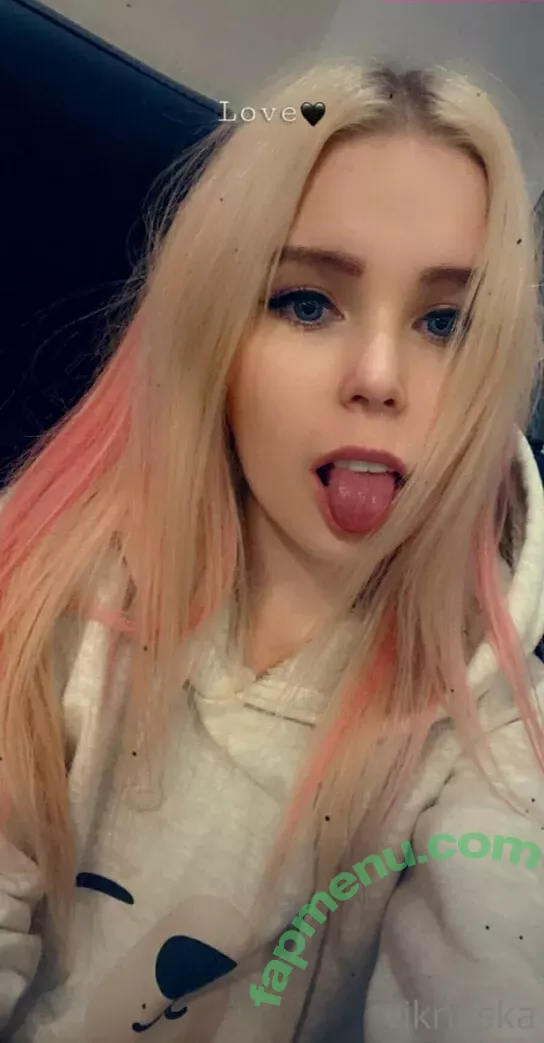 vikneskafree nude photo #0002 (vikneska)