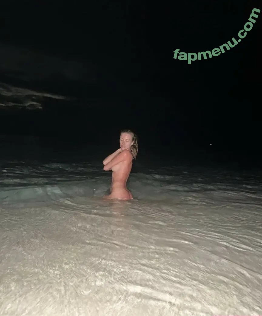 Vikos.cocos nude photo #0135 (math_teachka)