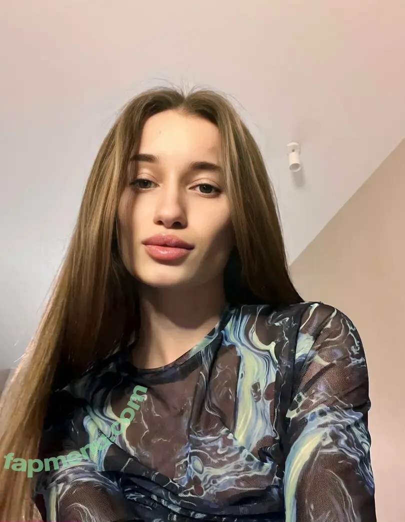 viktoria_dreamm nude photo #0022 (viktoria_dreamm)