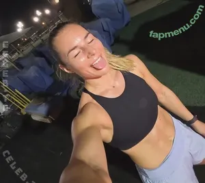 Viktoria Fischer / ViktoriaFischer / viktoriia.fischer nude photo #0337