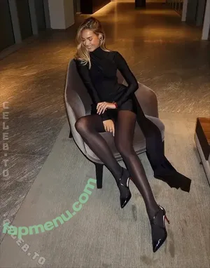 Viktoria Varga / vikyvarga nude photo #0090