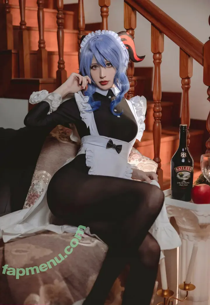 Vikuli nude photo #0027 (ViKU猫梨梨 / Viku_Li / favoritelittlesecret)