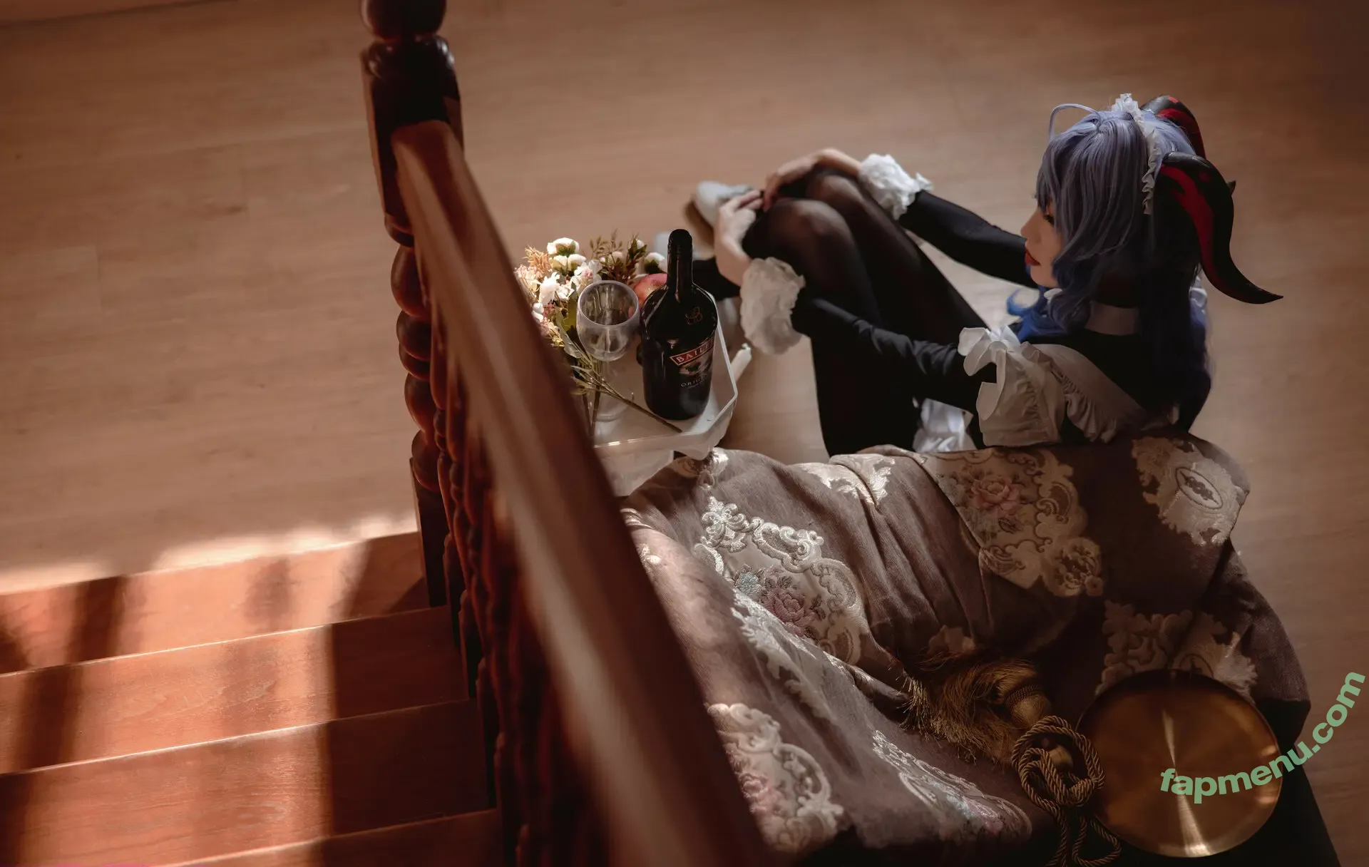 Vikuli nude photo #0031 (ViKU猫梨梨 / Viku_Li / favoritelittlesecret)