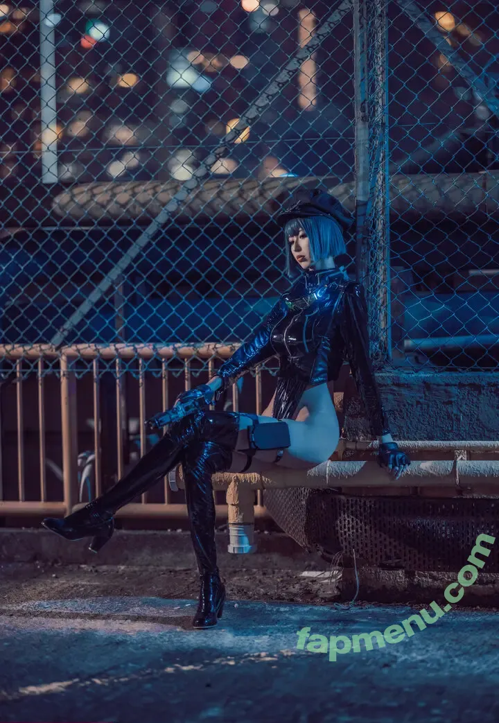 Vikuli nude photo #0053 (ViKU猫梨梨 / Viku_Li / favoritelittlesecret)