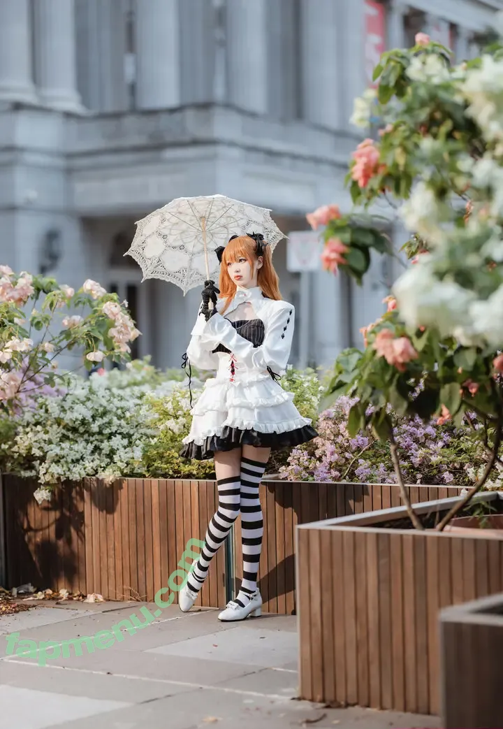 Vikuli nude photo #0074 (ViKU猫梨梨 / Viku_Li / favoritelittlesecret)