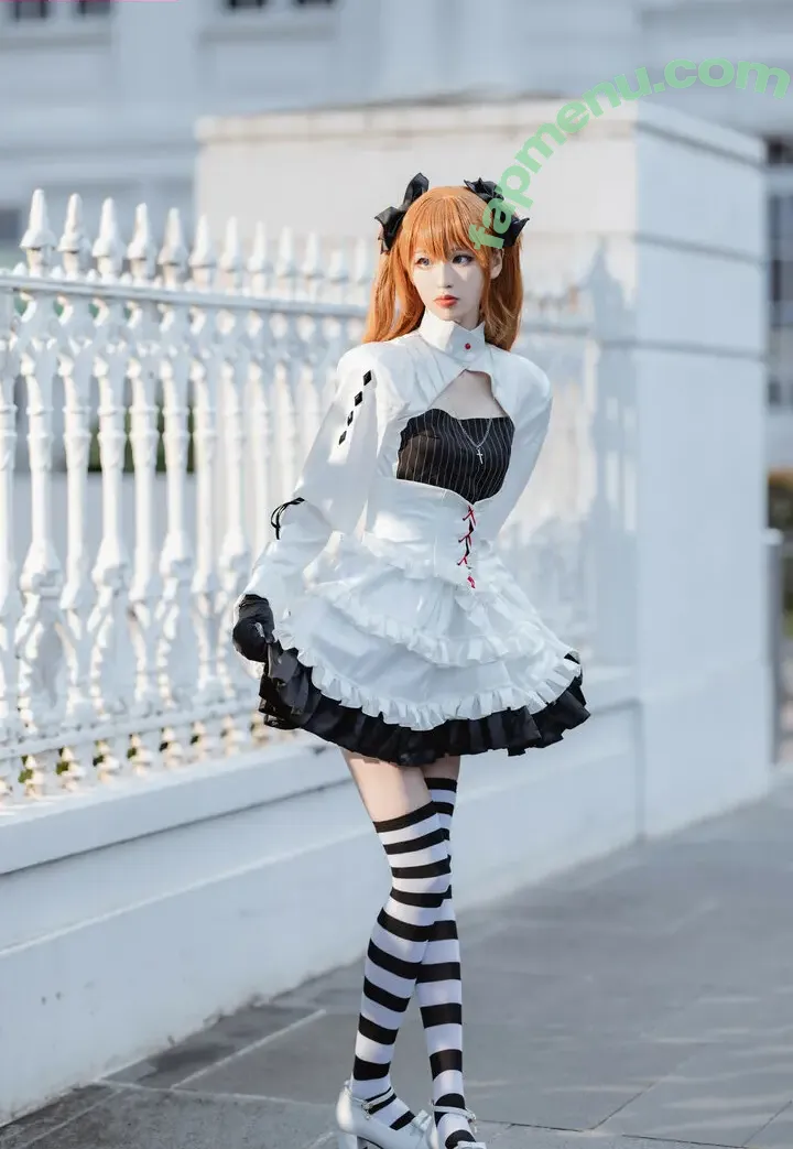 Vikuli nude photo #0078 (ViKU猫梨梨 / Viku_Li / favoritelittlesecret)