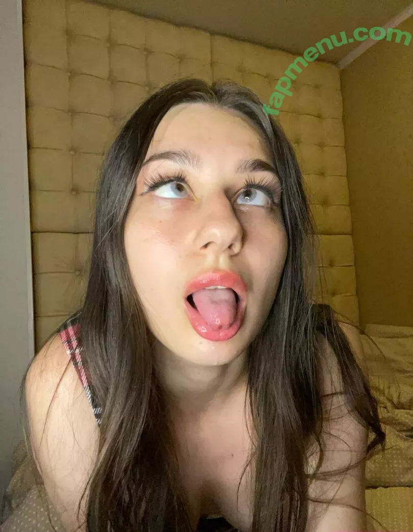 Vikusyaaa nude photo #0017 (vikusikkk)