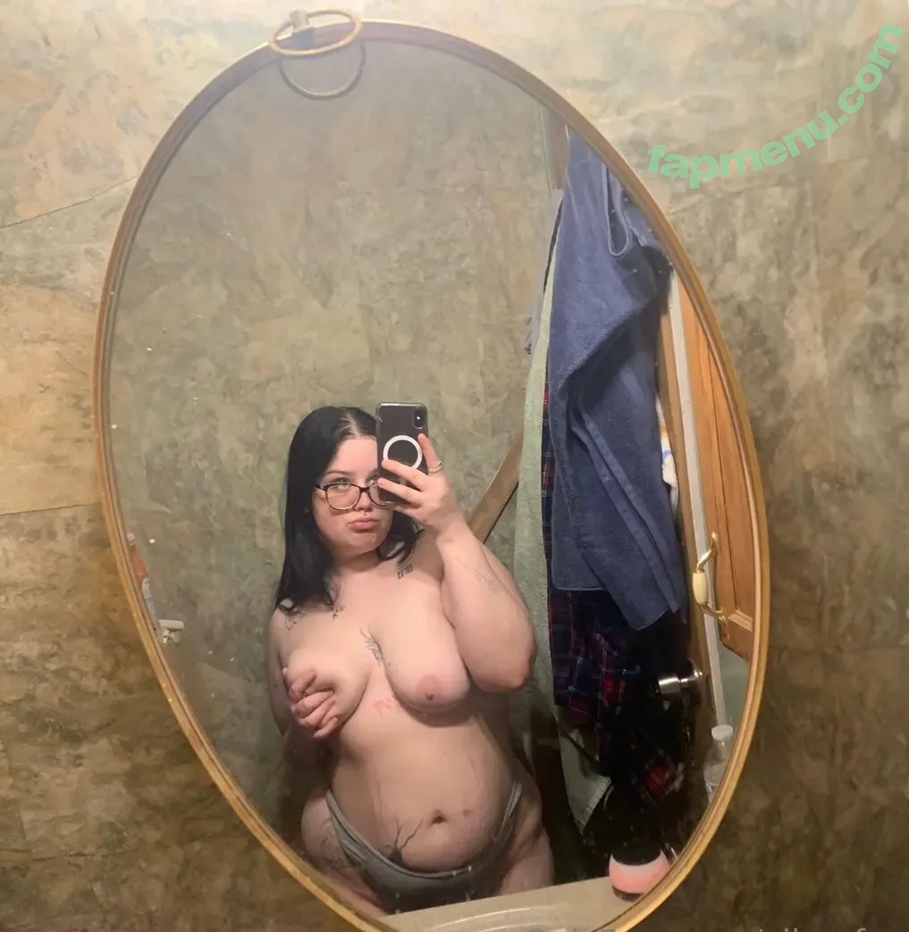 vilarafae nude photo #0010 (vilarafaee)