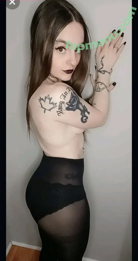 villageofbree nude photo #0021 (Bree Pedersen / villageofbree_)