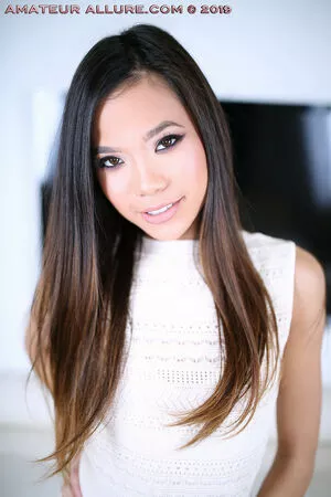 Vina Sky / vinaskyfanpage / vinaskyy nude photo #0917