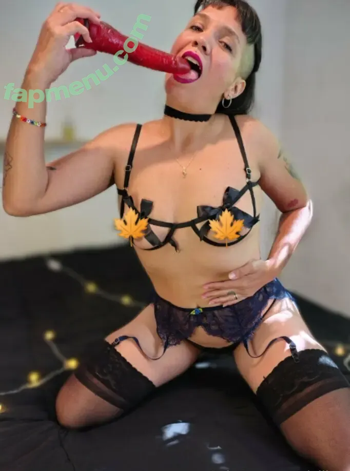 vinilica nude photo #0014 (vinilica__)