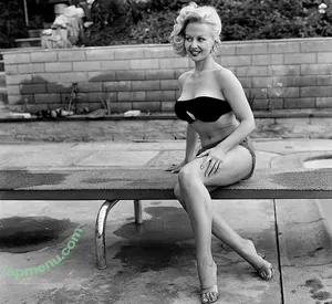 Vintage English Pinups / pinup_vintage_gallery nude photo #0373