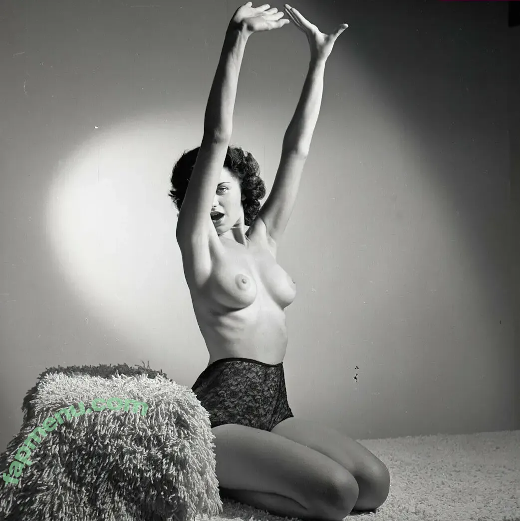 Vintage English Pinups nude photo #0566 (pinup_vintage_gallery)