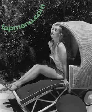 Vintage Sexy Celebs / vintagemoviestars nude photo #0814