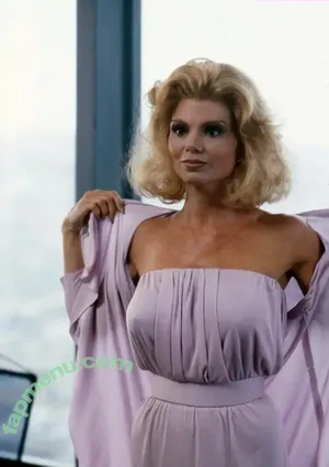 Vintage Sexy Celebs / vintagemoviestars nude photo #0842