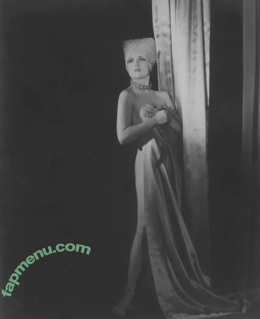 Vintage Sexy Celebs nude photo #0808 (vintagemoviestars)