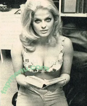 Vintage Vidsvarious Xxx / hub_vintage nude photo #0070