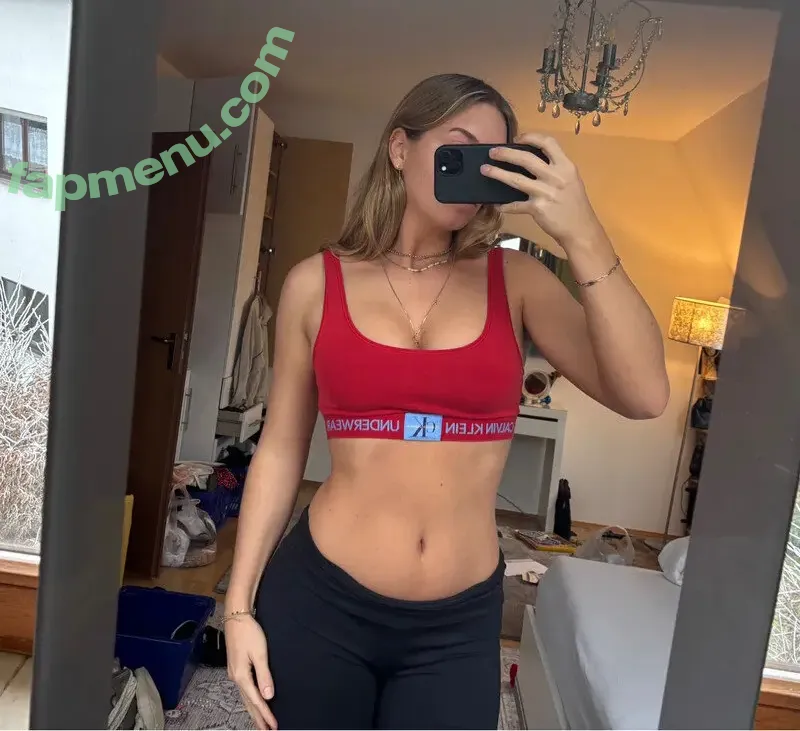 Vinted/eBay nude photo #5079 (Vinted/eBay)