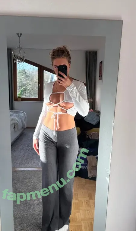 Vinted/eBay nude photo #5081 (Vinted/eBay)