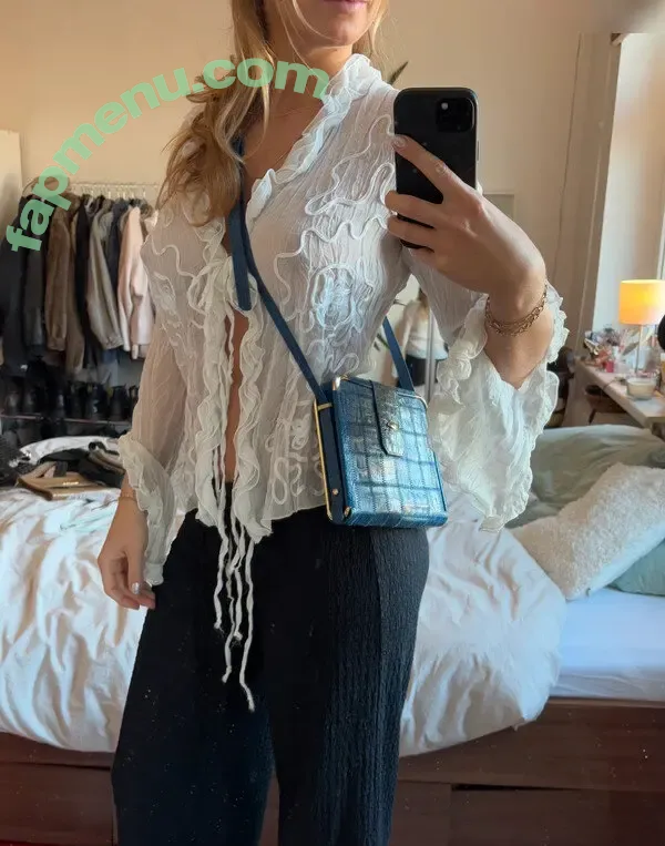 Vinted/eBay nude photo #5084 (Vinted/eBay)