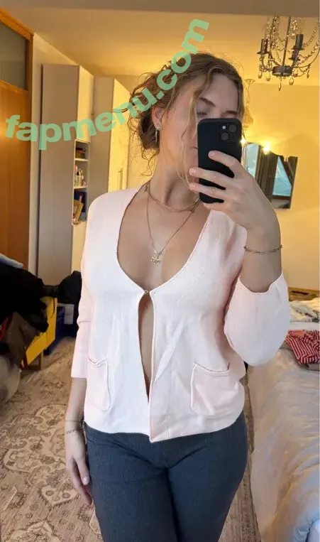 Vinted/eBay nude photo #5087 (Vinted/eBay)