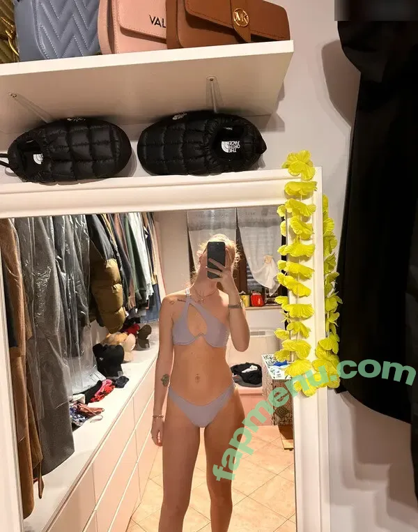 Vinted/eBay nude photo #5095 (Vinted/eBay)