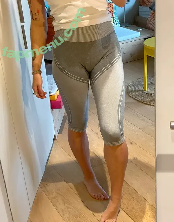 Vinted/eBay nude photo #5746 (Vinted/eBay)