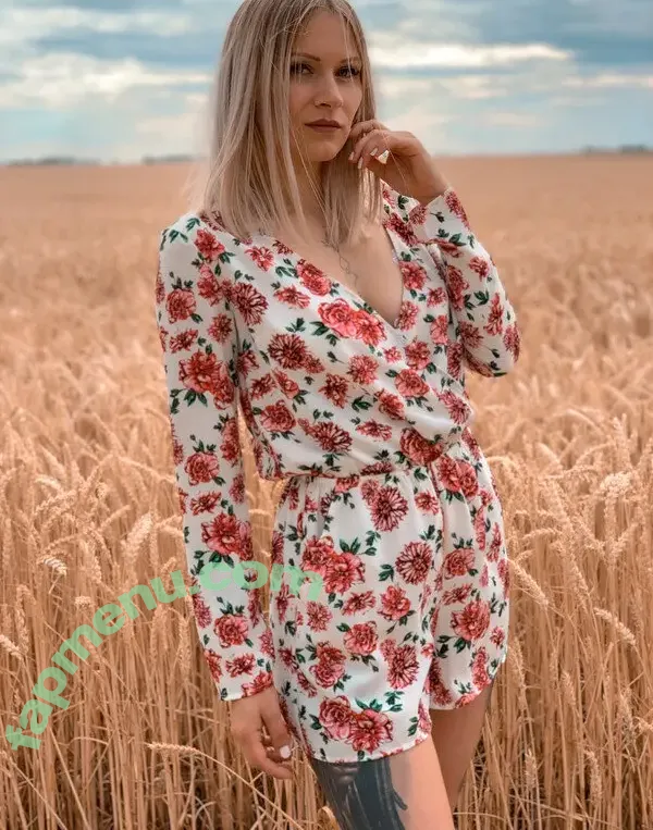 Vinted/eBay nude photo #5883 (Vinted/eBay)